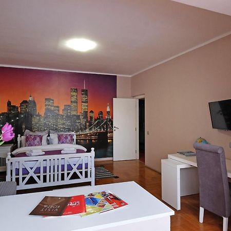 Sava Square Apartment Belgrade Exterior photo